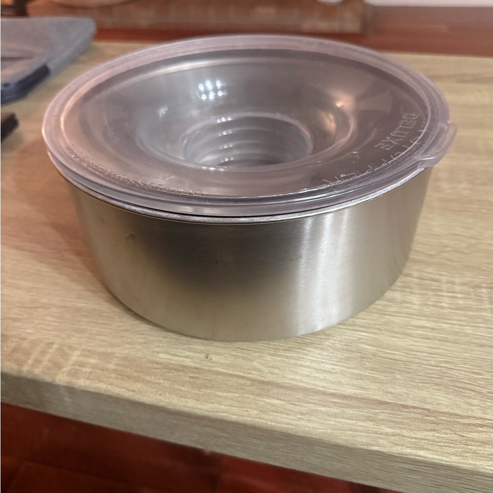 Slopper Stopper Dog Dish